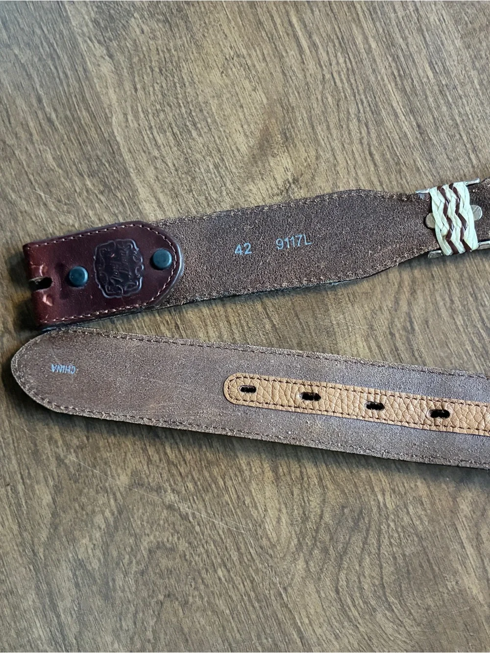 Tony Lama Western Belt Brown Tooled Leather Silver Concho NO BUCKLE 42 9117L